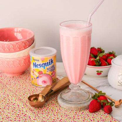 Nesquik_Milkshake_Mix_Strawberry